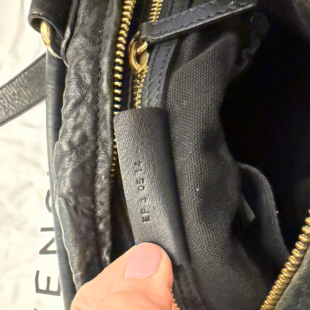 Givenchy Pandora Black Leather Shoulder Bag with Gold Accents - Picture 5 of 6